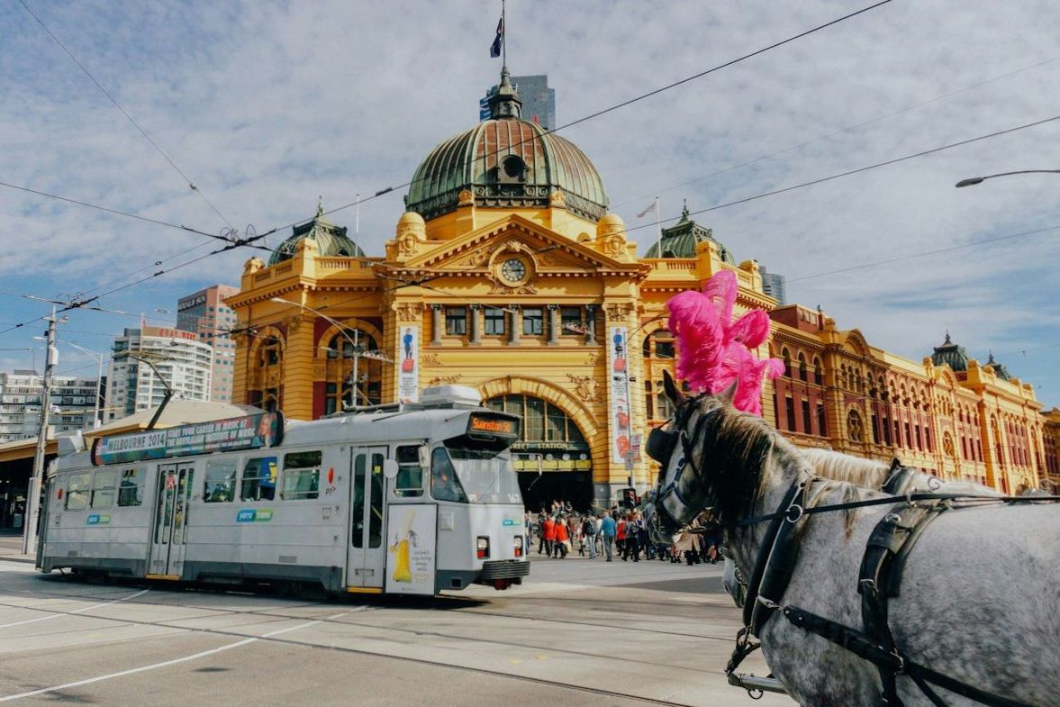 Melbourne architecture and creative city streets