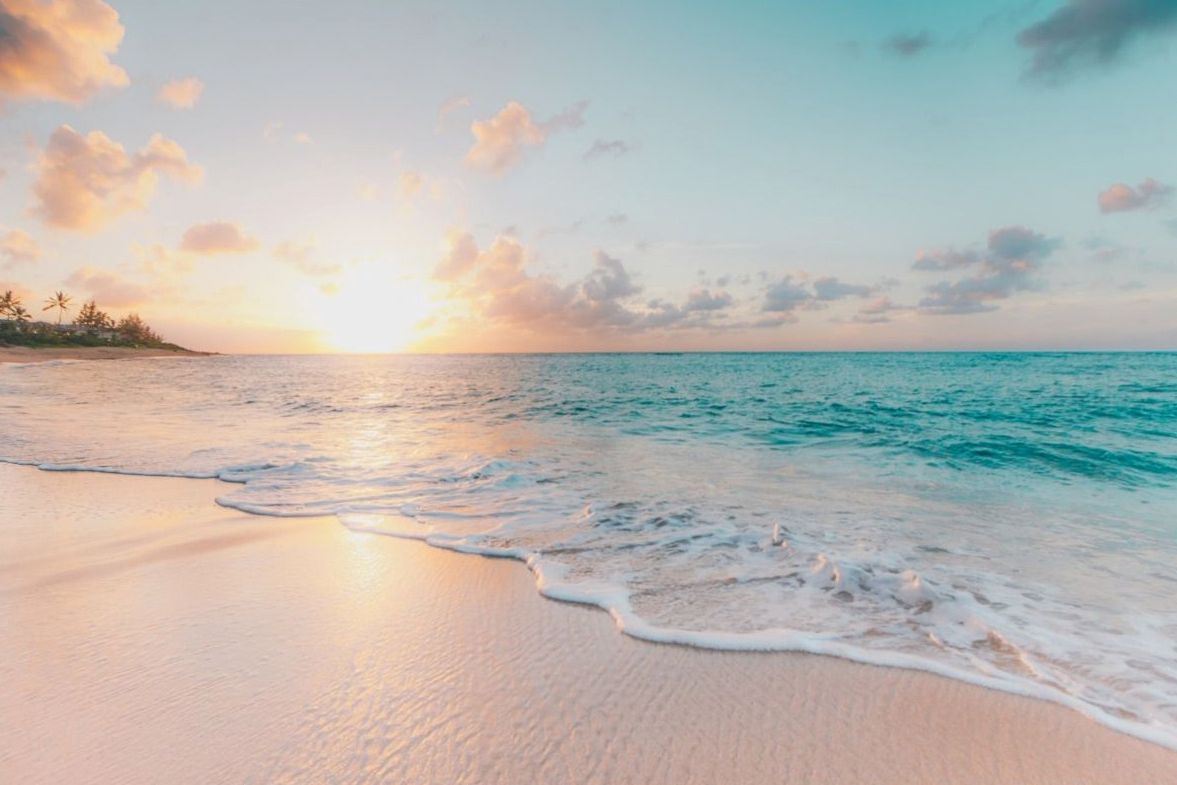 Clear tropical water and white sand in Queensland